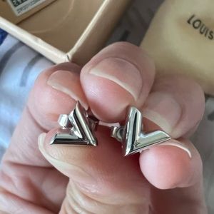 Louis Vuitton V Stud Earrings